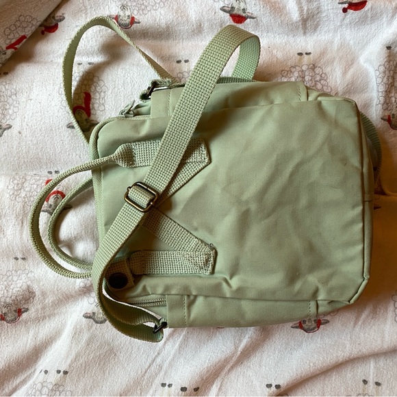 Fjallraven sling bag - Picture 3 of 3